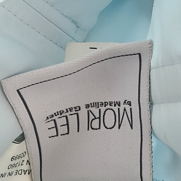 Womens 7/8 powder blue morilee ballgown. - Picture 16 of 16